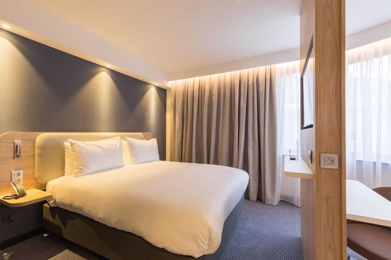 Holiday Inn Express Brussels-Grand-Place By Ihg Exterior photo