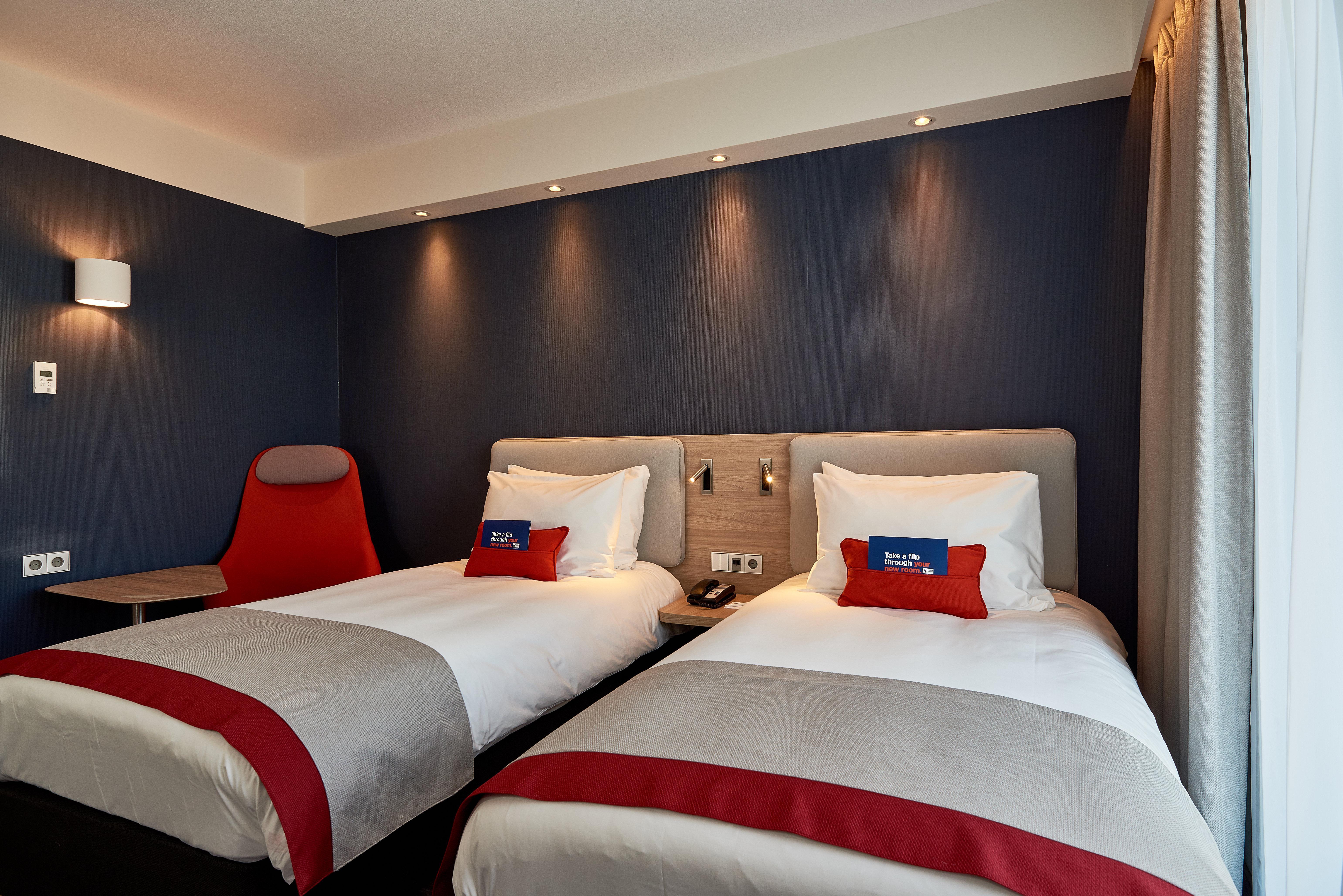 Holiday Inn Express Brussels-Grand-Place By Ihg Exterior photo