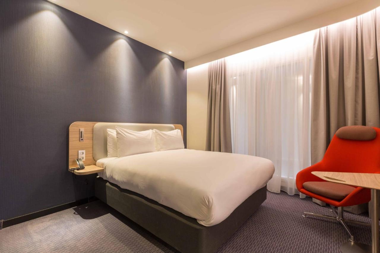 Holiday Inn Express Brussels-Grand-Place By Ihg Exterior photo