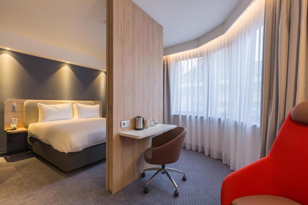 Holiday Inn Express Brussels-Grand-Place By Ihg Exterior photo