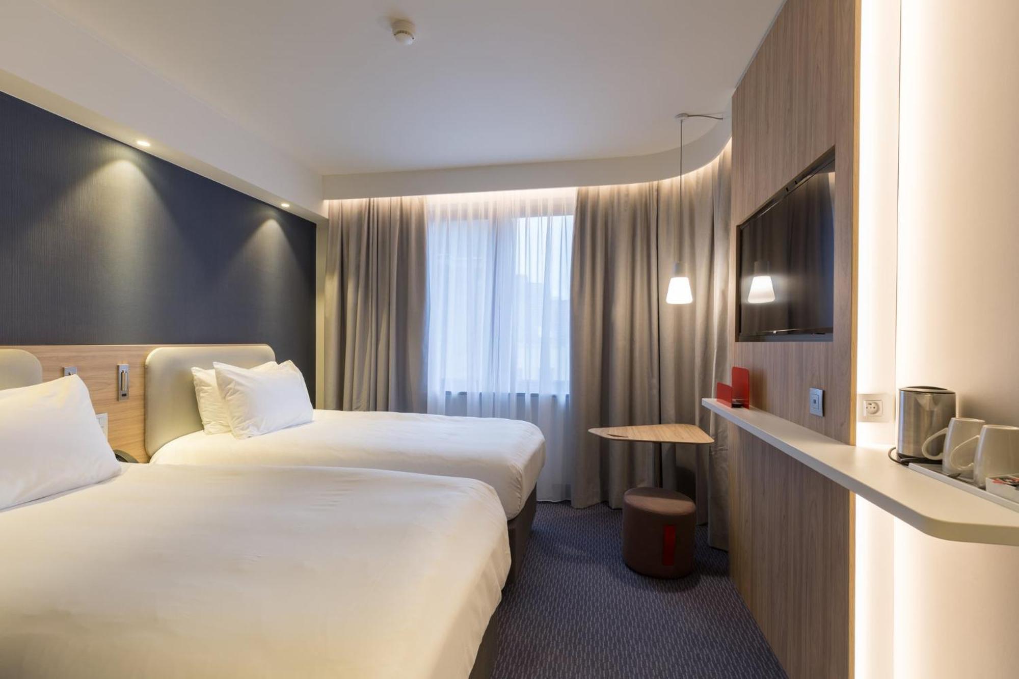 Holiday Inn Express Brussels-Grand-Place By Ihg Exterior photo